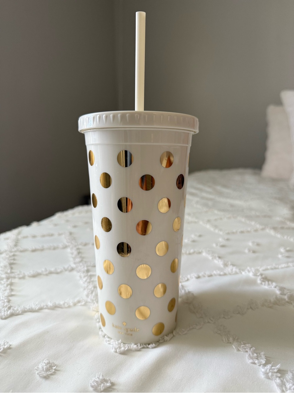 kate spade White and Gold Polka Dot Tumbler with Straw
